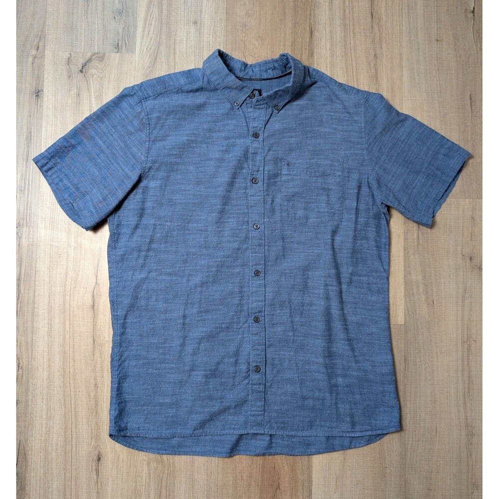 Hurley Size L Blue Chambray Shirt Classic Fit Button Down Short Sleeve Logo